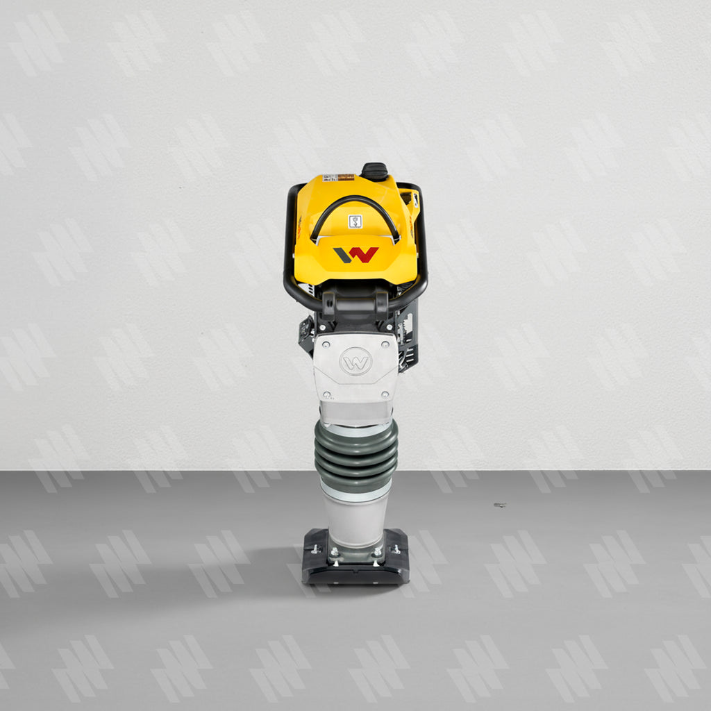 Apisonador de cuatro tiempos