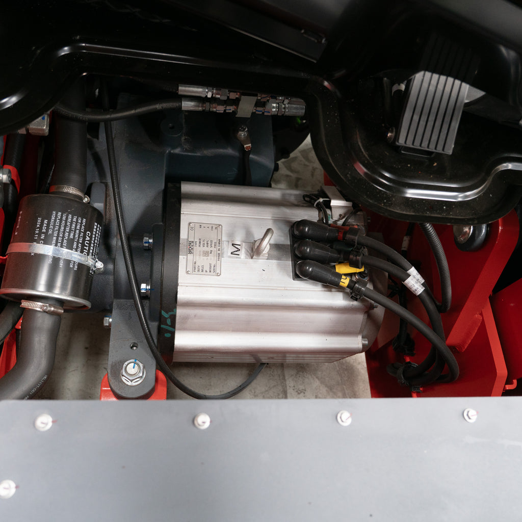 Montacargas Eléctrico 2.5 toneladas 4.8 metros 220V