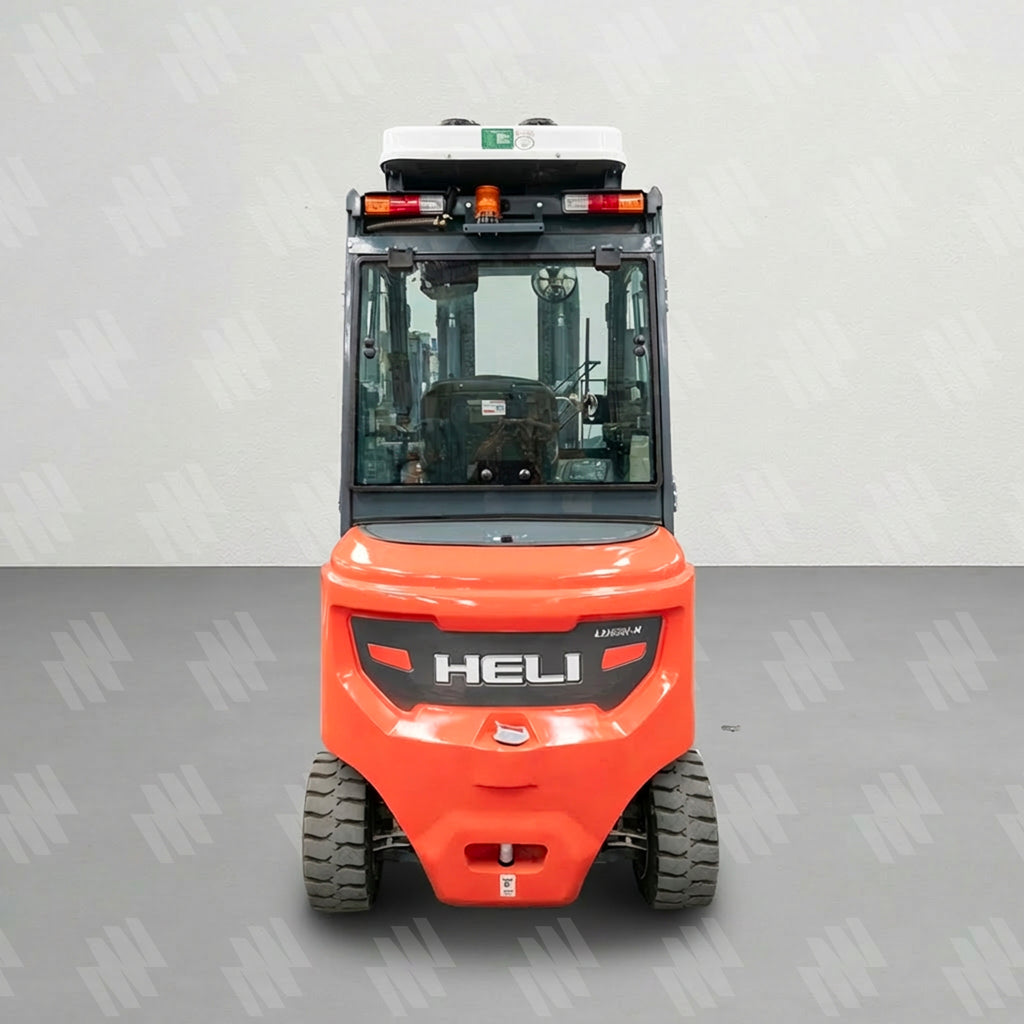 Montacargas Eléctrico 3 toneladas 6.11 metros