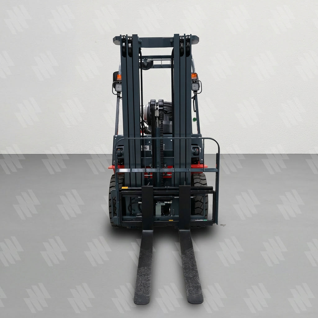 Montacargas Gasolina 2.5 toneladas 4.8 metros