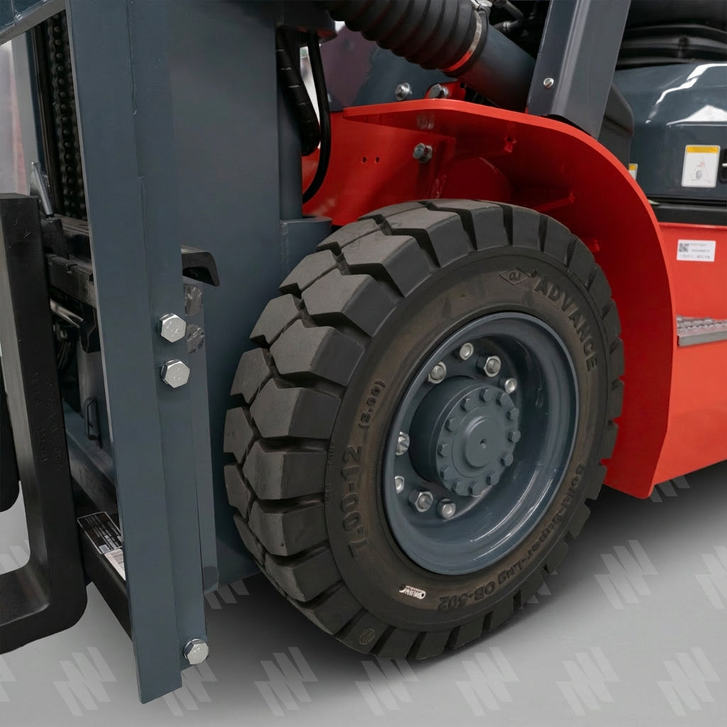 Montacargas Gas 2.5 toneladas 4.8 metros