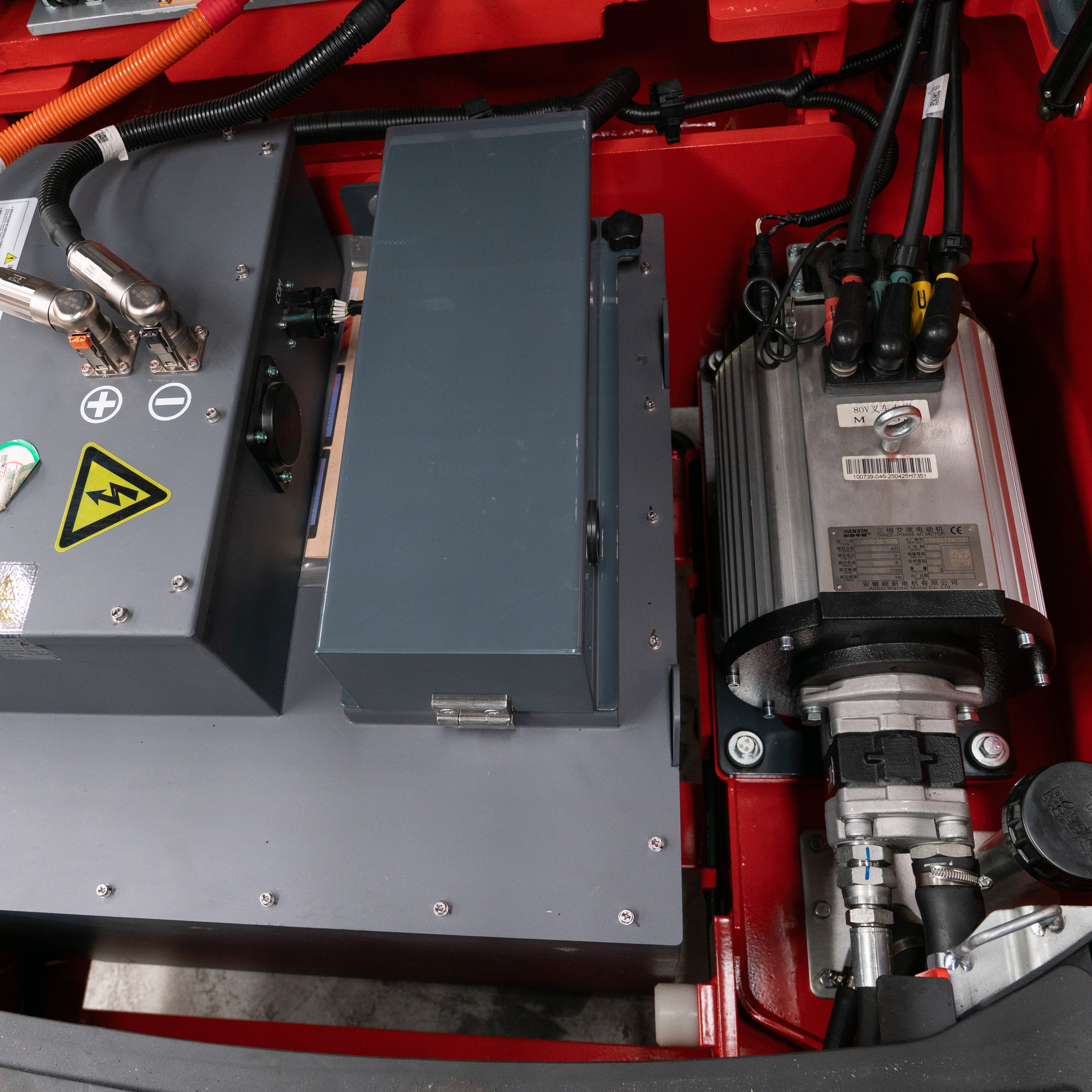 Montacargas Eléctrico 3 toneladas 4.8 metros