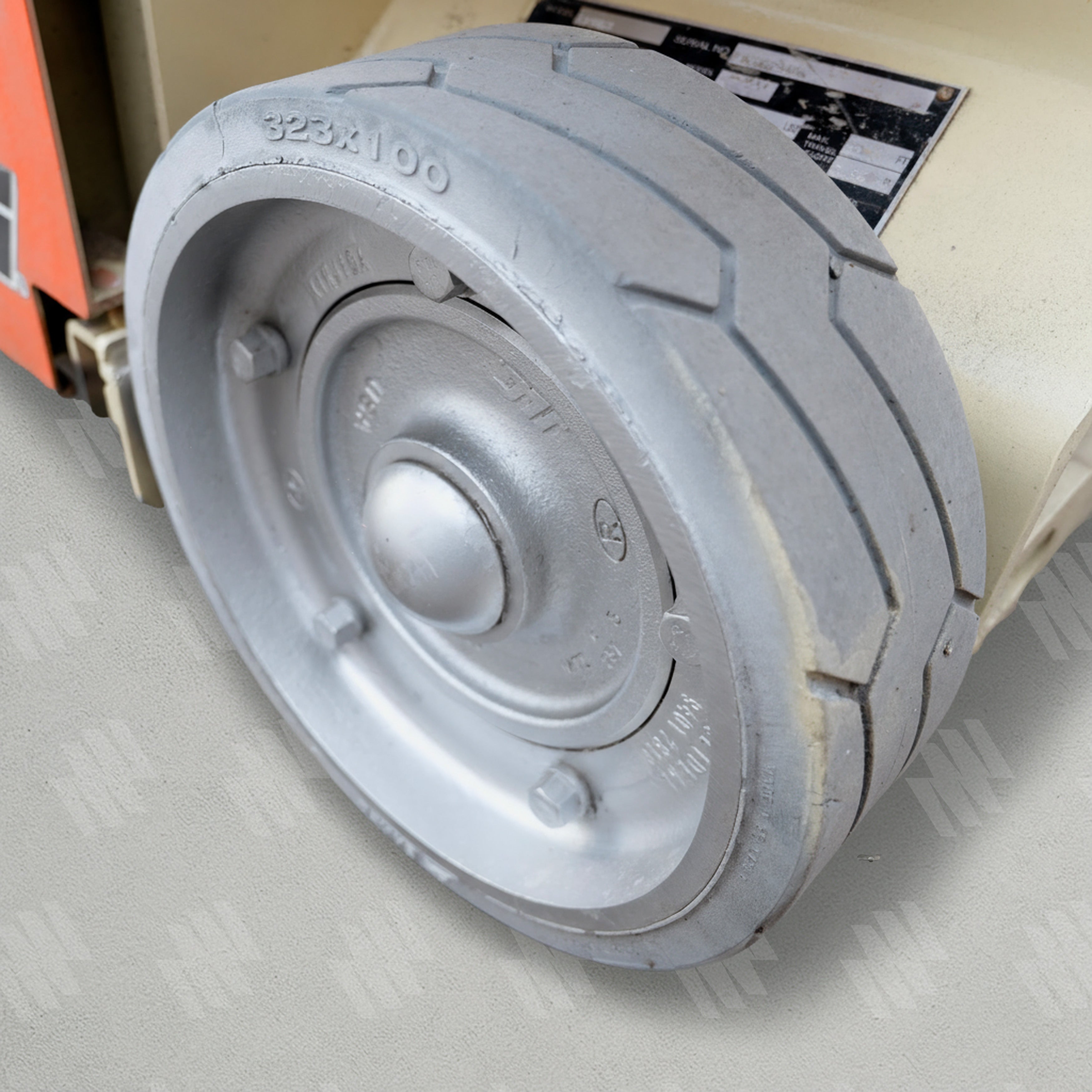 Plataforma de Mástil Eléctrica 12 Pies