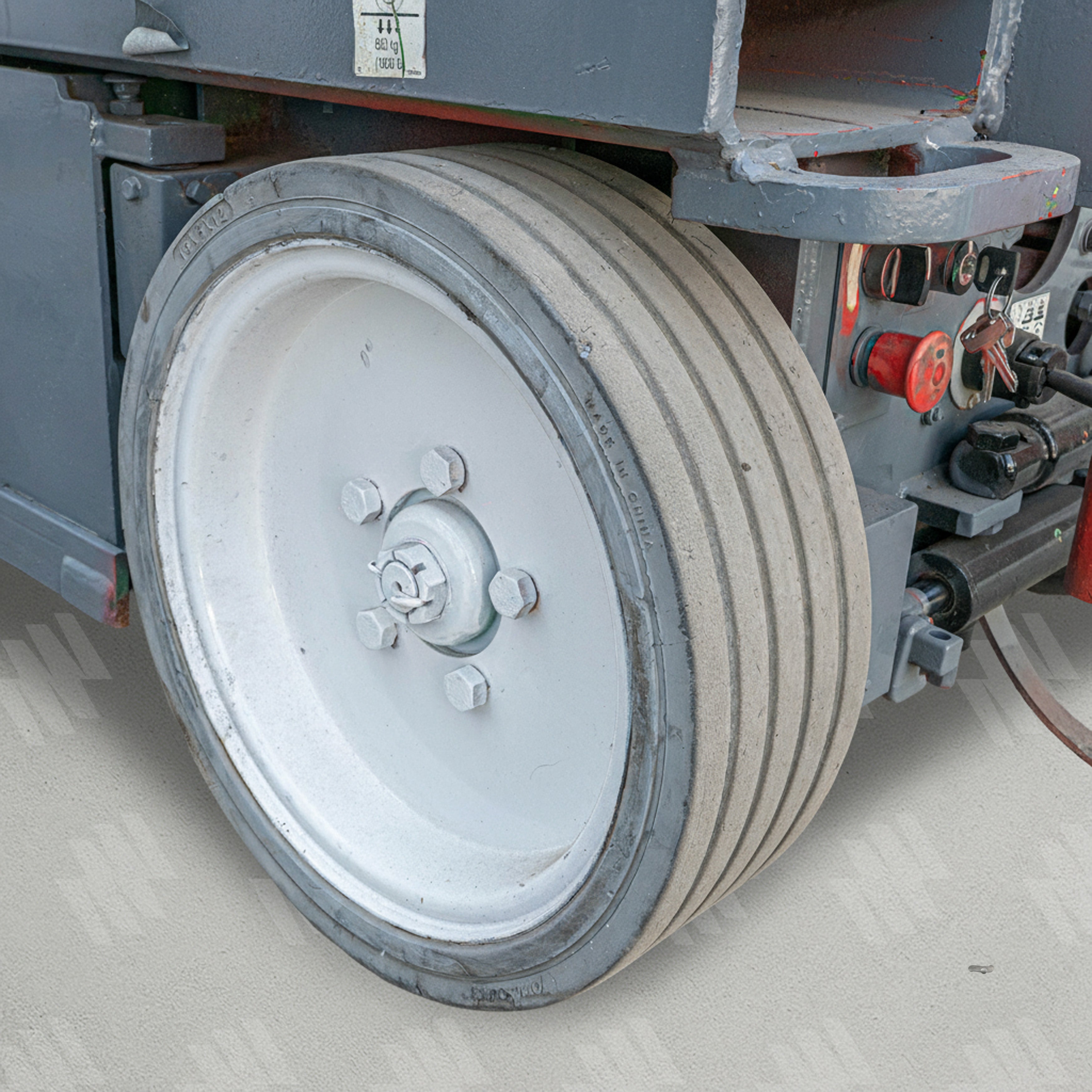 Plataforma de Tijera Eléctrica 26 Pies