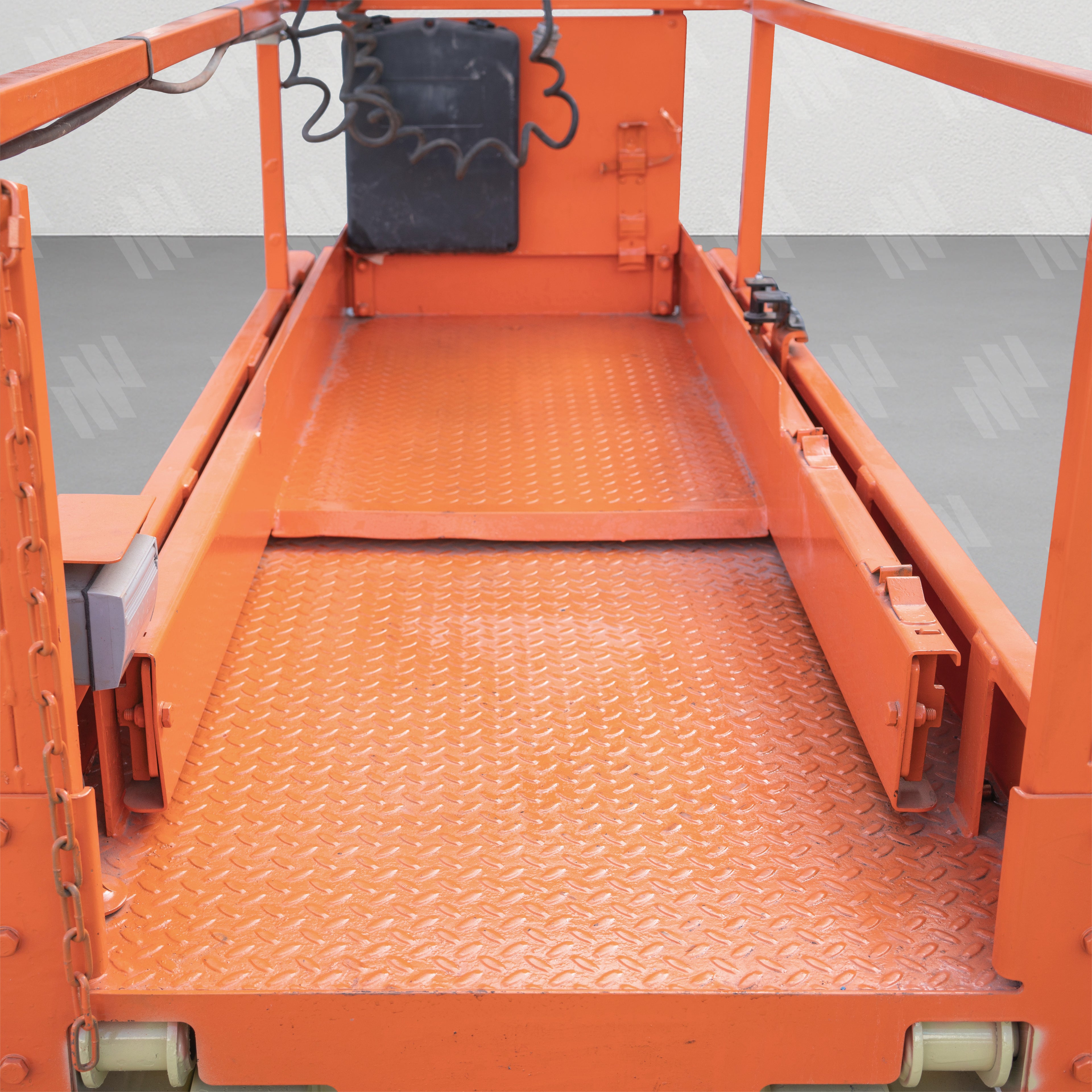 Plataforma de Tijera Eléctrica de 19 Pies