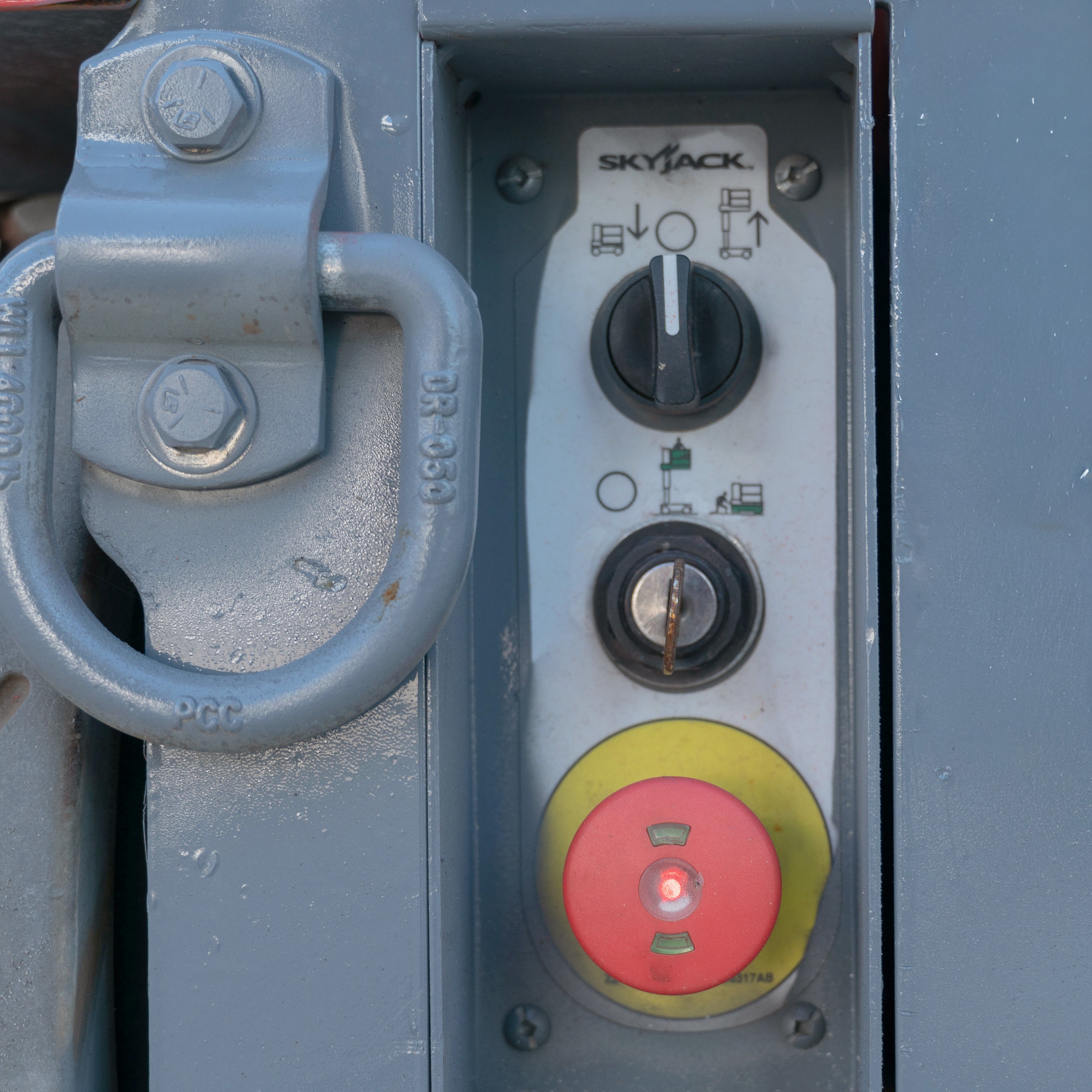 Plataforma de Mástil Eléctrica 16 Pies