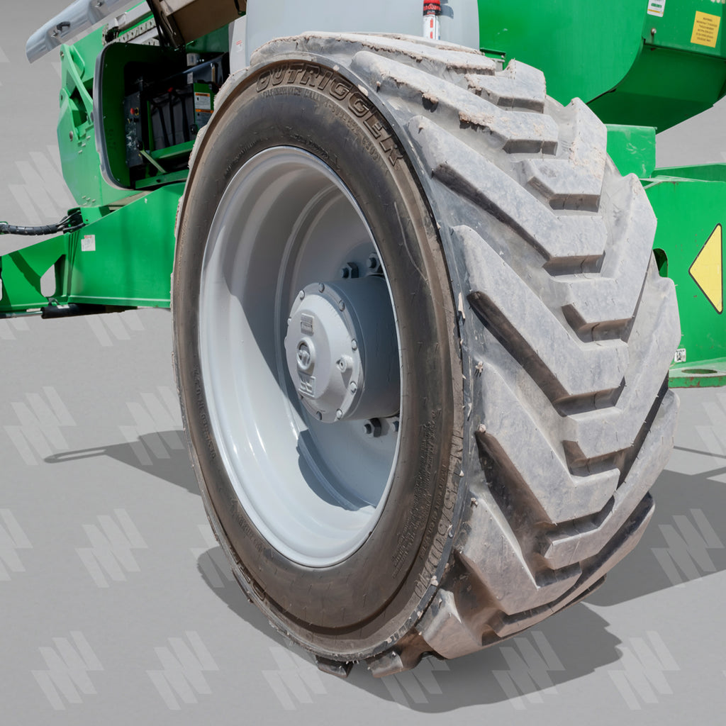 Plataforma Articulada de Combustión 135 Pies