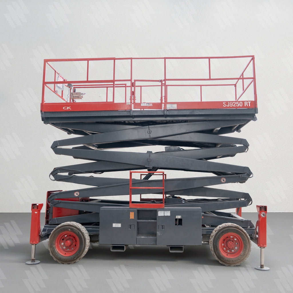 Plataforma de Tijera de Combustión 50 Pies