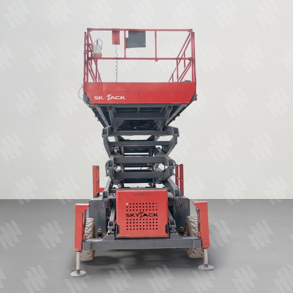 Plataforma de Tijera de Combustión 50 Pies