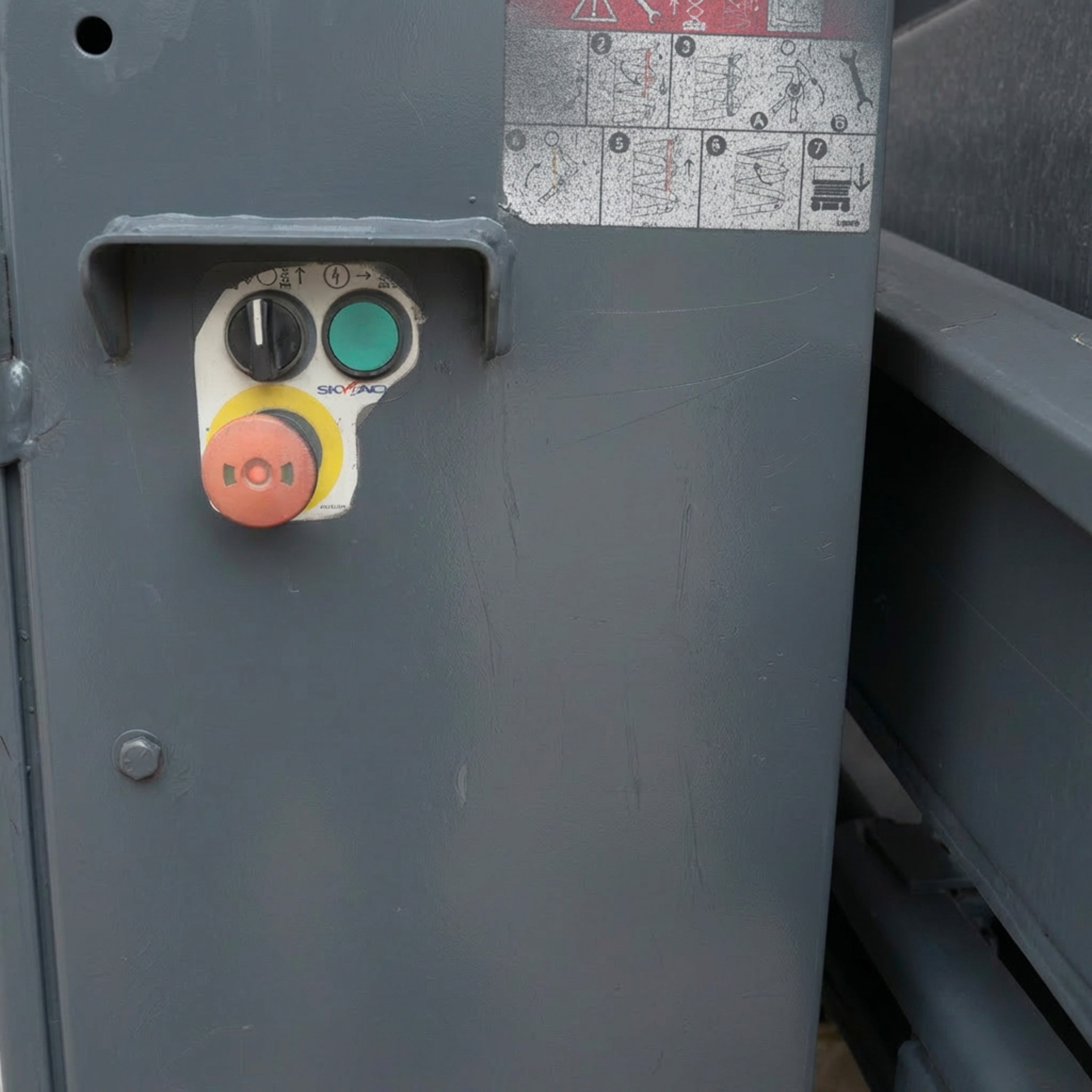 Plataforma de Tijera de Combustión 50 Pies