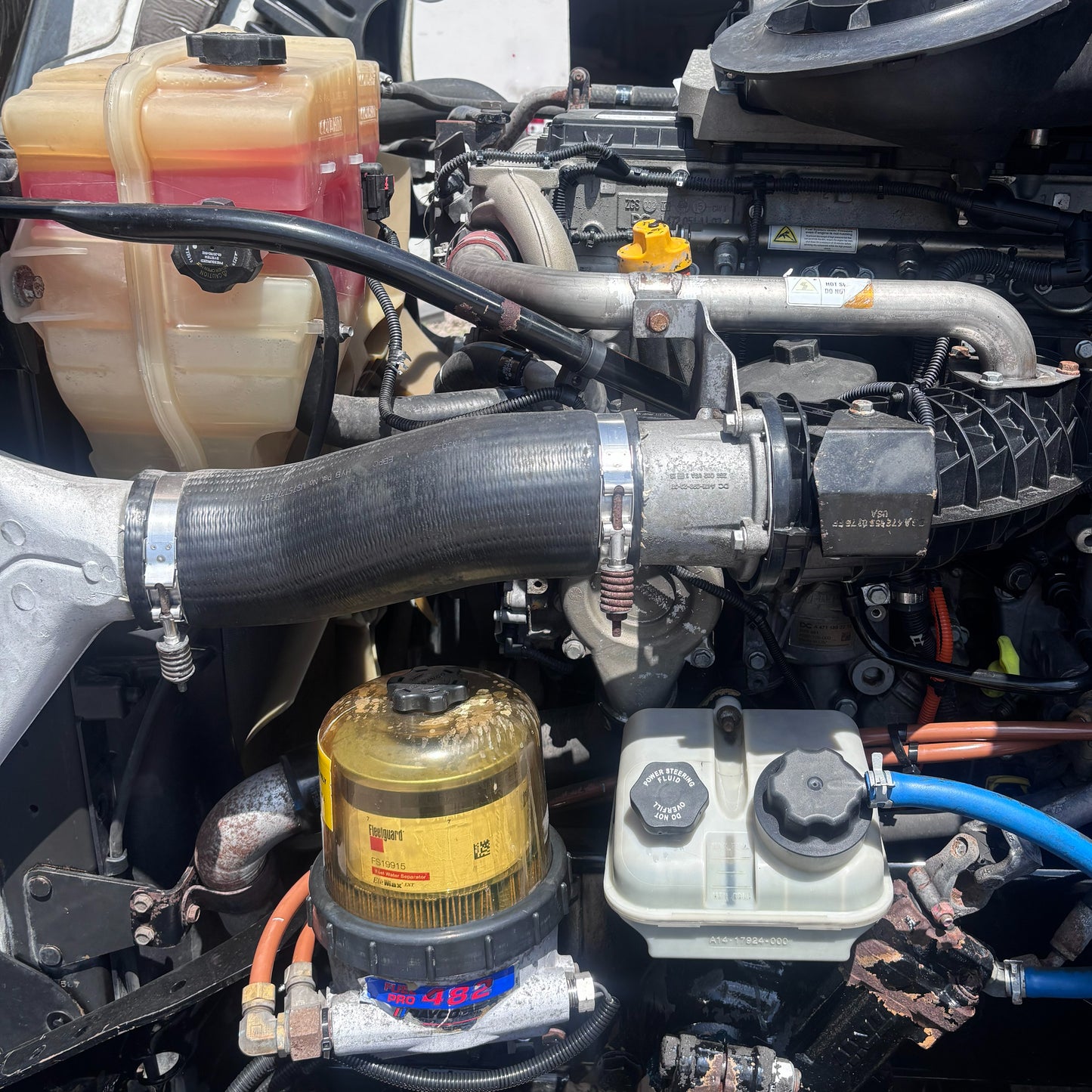 Tractocamión Freightliner Cascadia 125 SLP Cabina Dormitorio Motor DD15