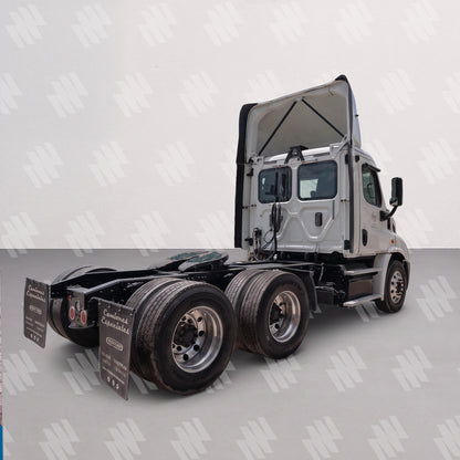 Tractocamión Cascadia 113 Motor Dd13