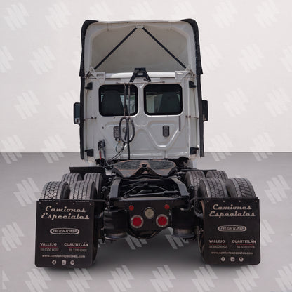 Tractocamión Cascadia 113 Motor Dd13