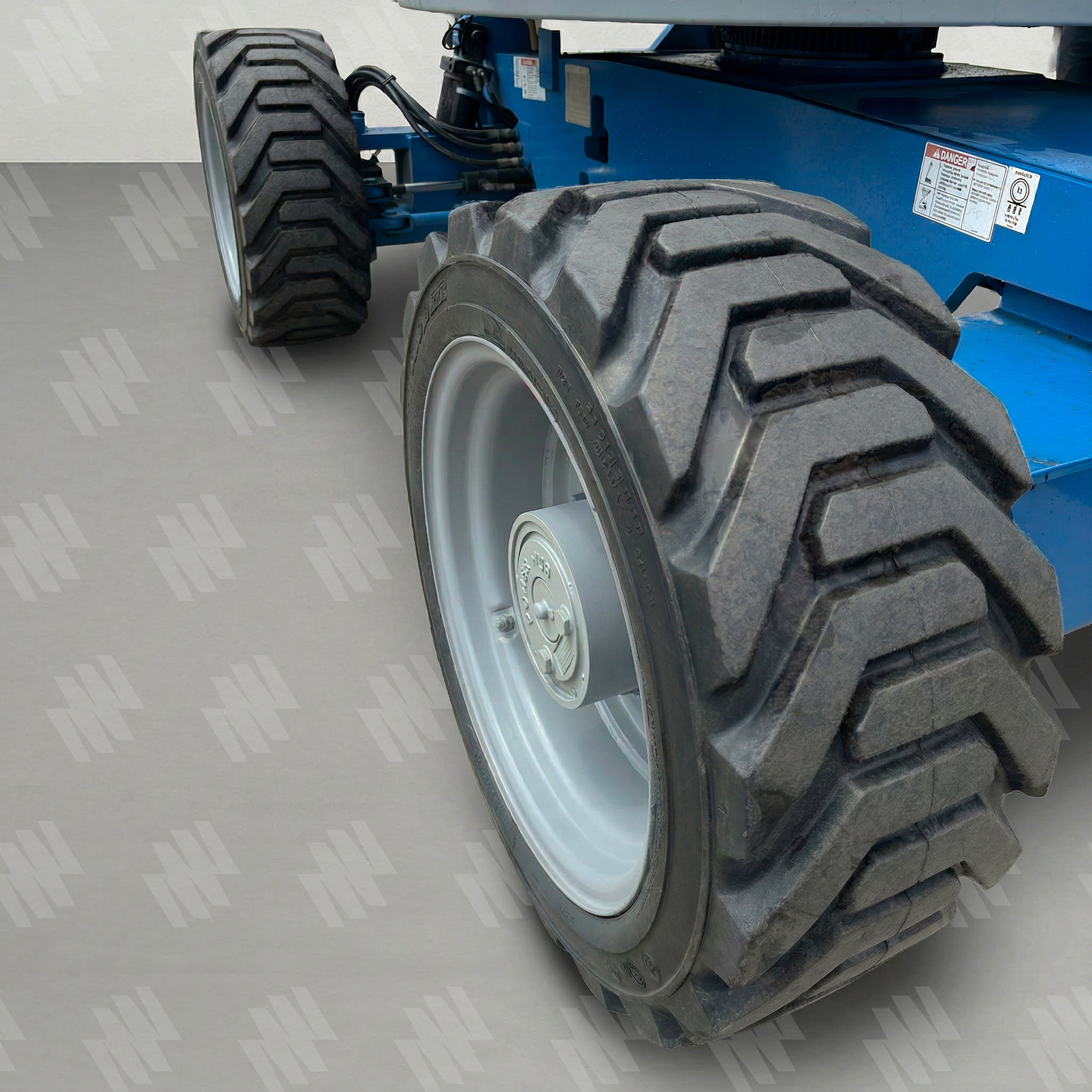 Plataforma Articulada de Combustión 45 Pies