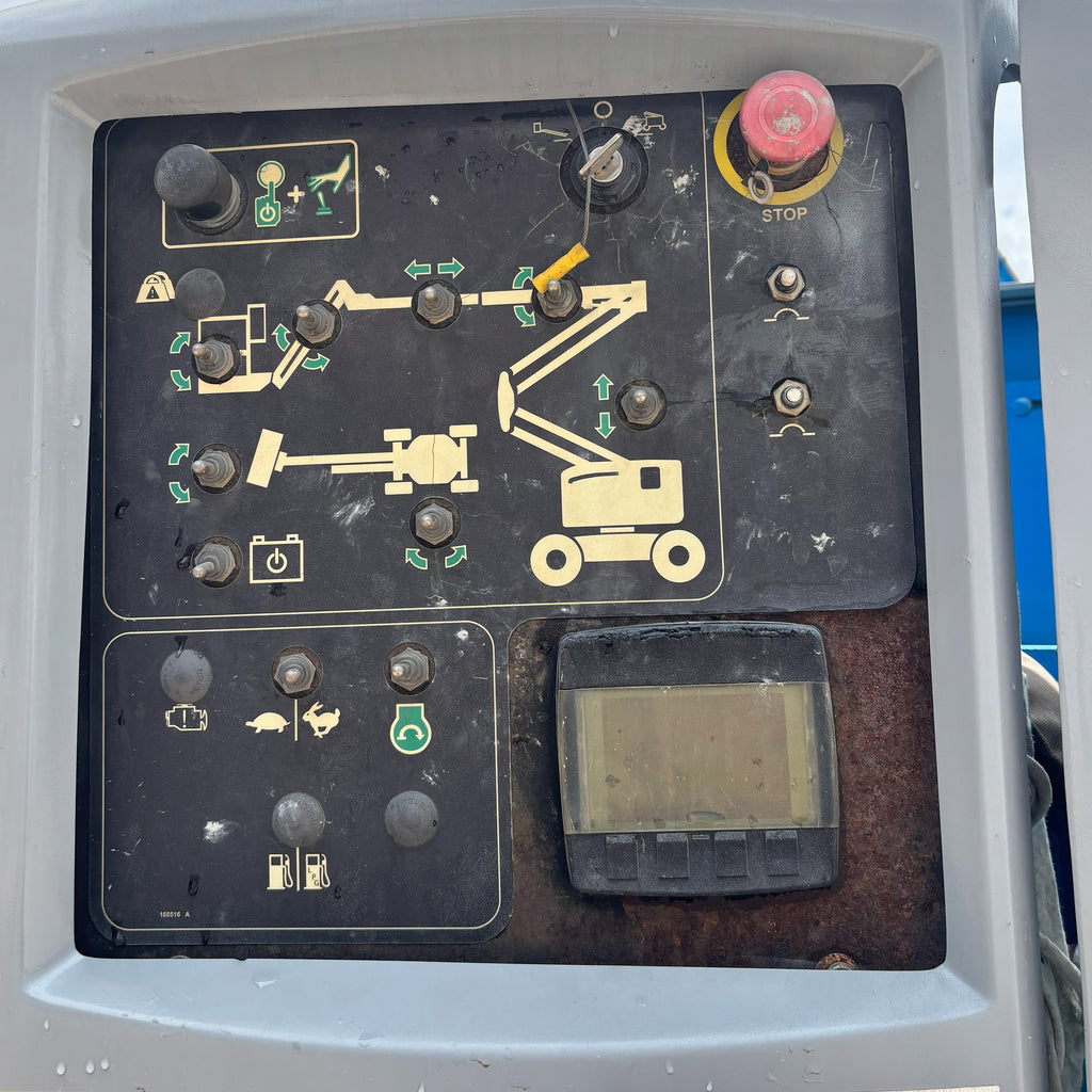 Plataforma Articulada de Combustión 45 Pies