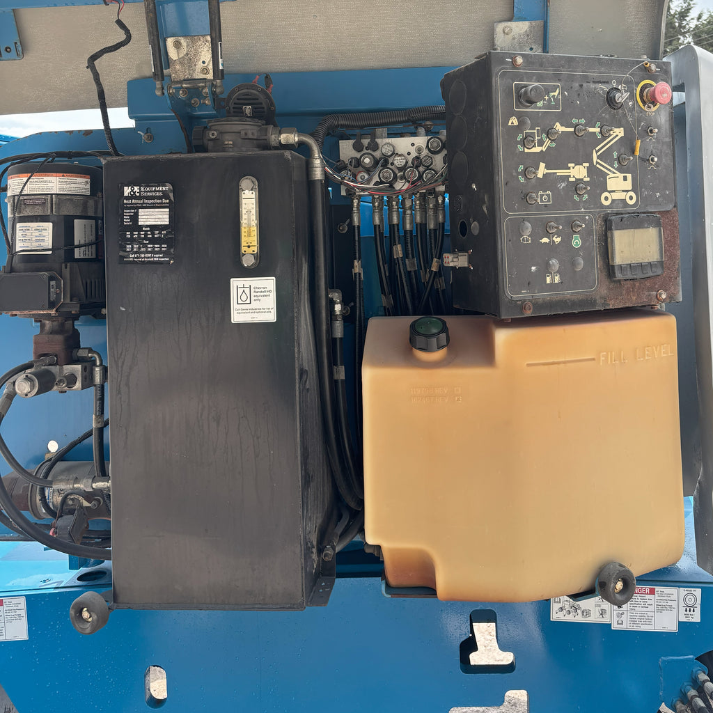 Plataforma Articulada de Combustión 45 Pies