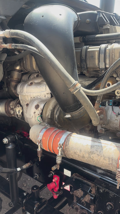 Tractocamión Freightliner Cascadia 125 SLP Cabina Dormitorio Motor DD15